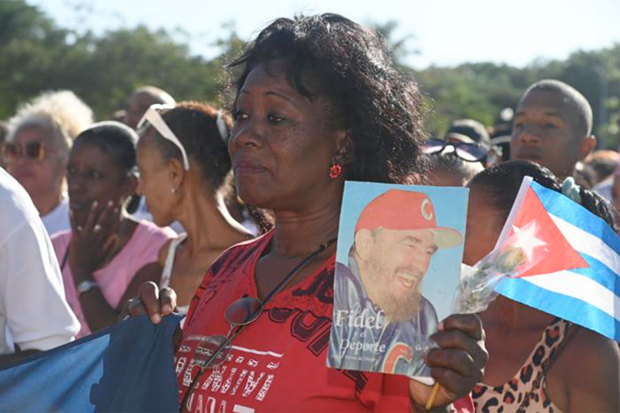 El pueblo santiaguero rindió tributo al Comandante en Jefe.