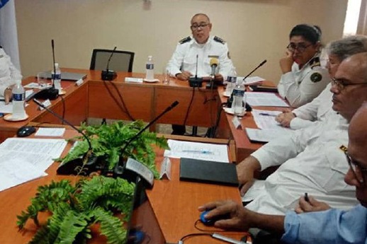 Conferecia de prensa sobre la Aduana.