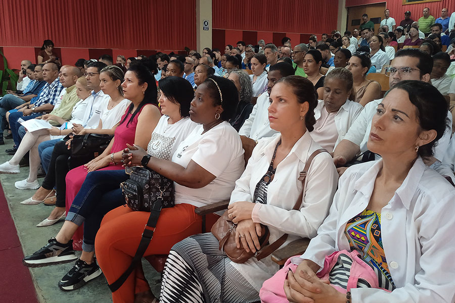 Trabajadores de la Salud.