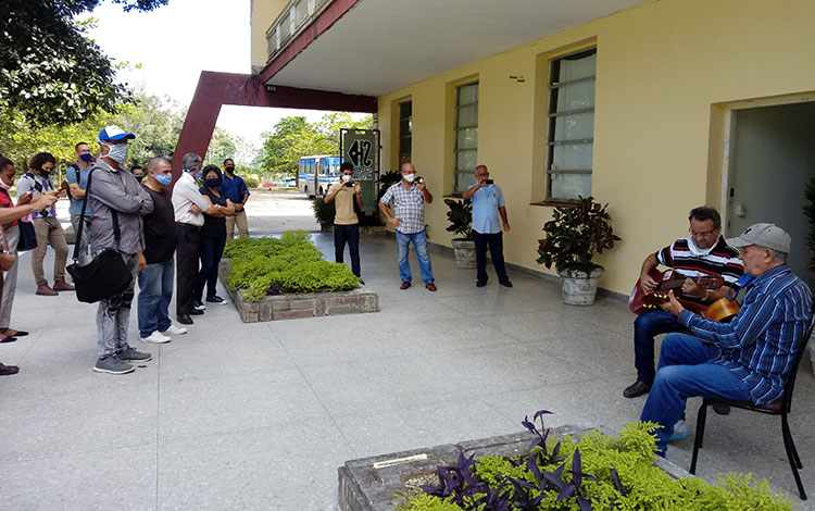 Homenaje de profesores y estudiantes de la Universidad Central «Marta Abreu» de Las Villas al Comandante en Jefe Fidel Castro Ruz.