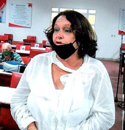 Marí­a de los íngeles Castro González, especialista en servicio de archivos en el AHP.