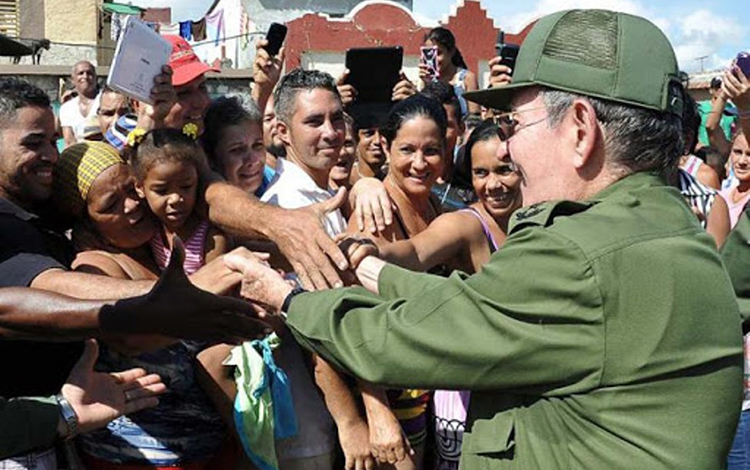 General de Ejército Raúl Castro Ruz. General de Ejército Raúl Castro Ruz.