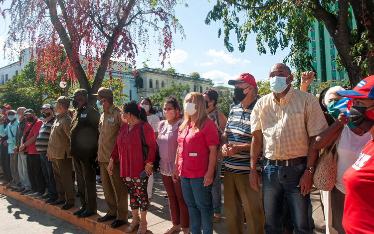 Máxima dirección del Partido y el Gobierno en Villa Clara participan en la reedición de la Caravana de la Libertad en Santa Clara. Máxima dirección del Partido y el Gobierno en Villa Clara participan en la reedición de la Caravana de la Libertad en Santa Clara.