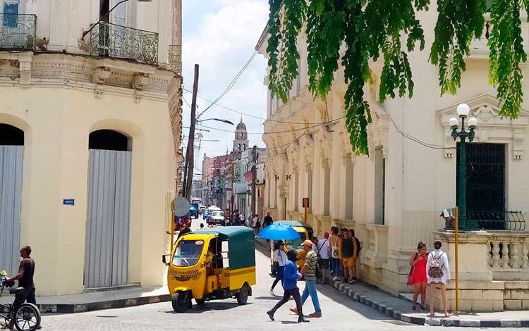 Zona del Parque Vidal, de Santa Clara. Zona del Parque Vidal, de Santa Clara.