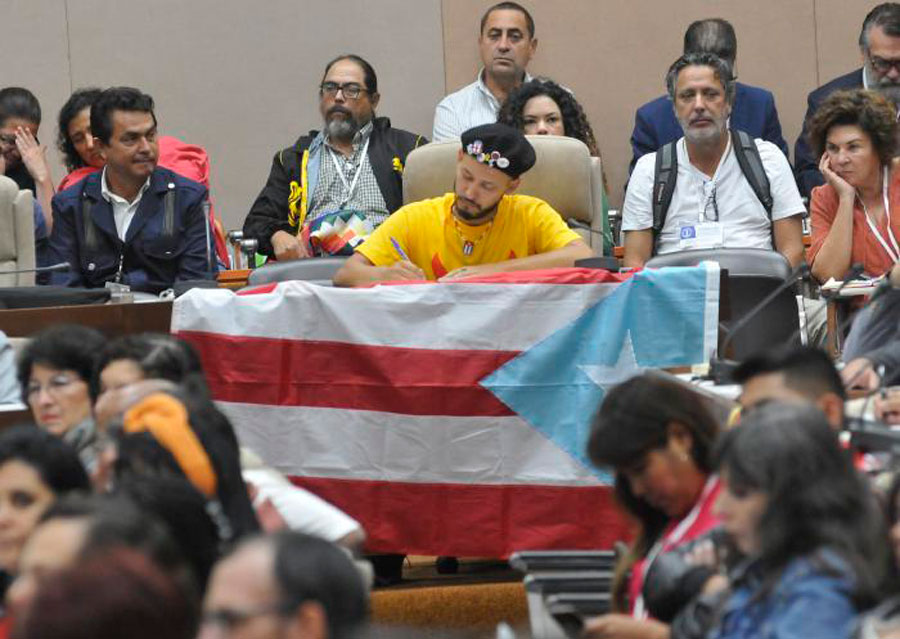 Participantes en la V Conferencia Internacional Por el Equilibrio del Mundo.