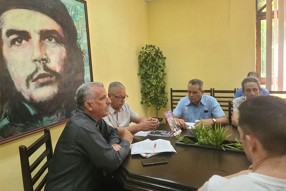 Presentadores del libro Garantes de la Democracia Socialista.