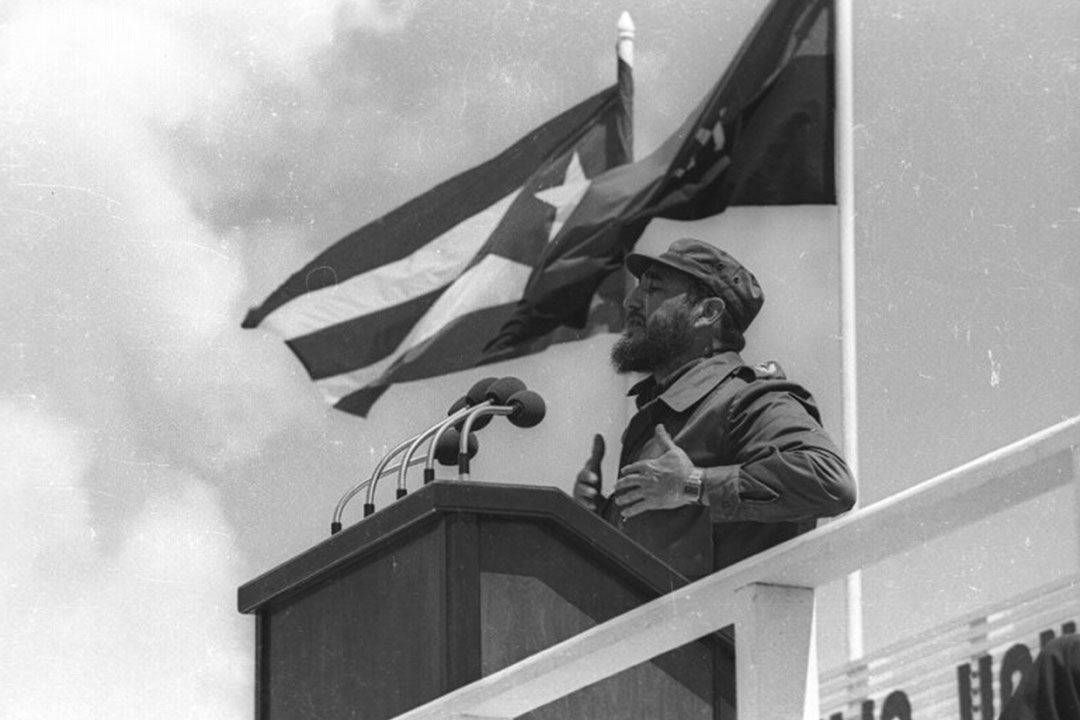 Fidel pronuncia discurso en Santa Clara.
