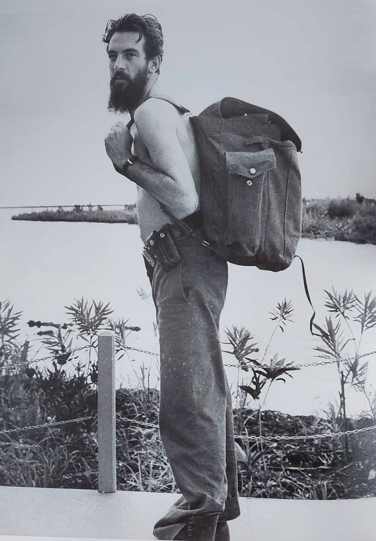 Camilo Cienfuegos en la Laguna del Tesoro en mayo de 1959.