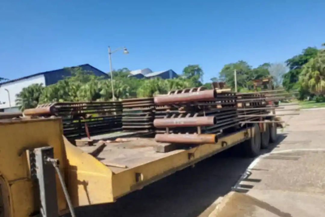 Plancha ferroviaria en fábrica de calderas