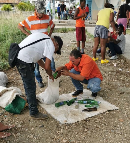 Reciclano materias primas en  barrio de Santa Clara.