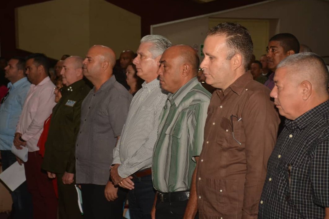 Preside Miguel Díaz-Canel la VI Sesión Ordinaria del XVIII Mandato de la Asamblea Municipal del Poder Popular de Santa Clara(Foto: Ramón Barreras Valdés)