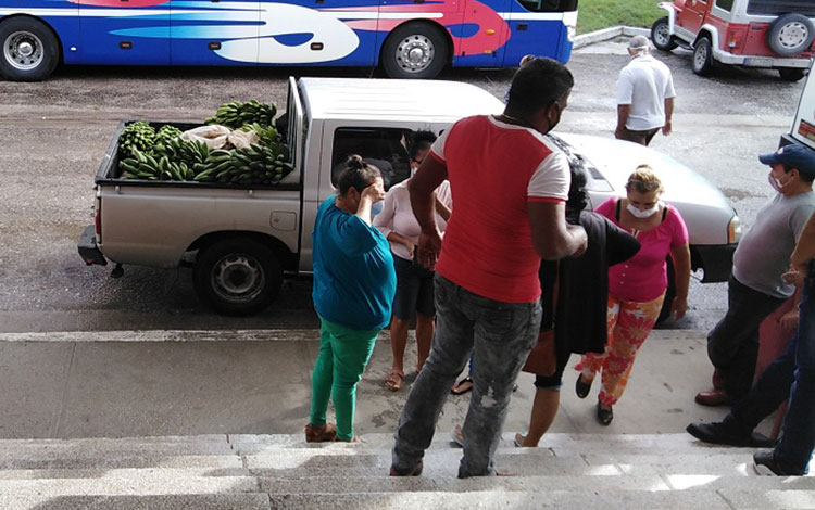 Entrega de la donación de la ANAP a Centro Psicopedagógico Freddy Maymura Hurtado.