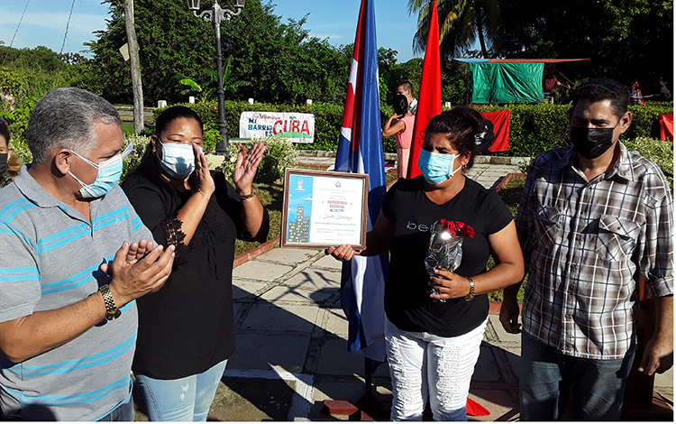 Santo Domingo recibe la condición de Vanguardia Nacional de los Comités de Defensa de la Revolución.