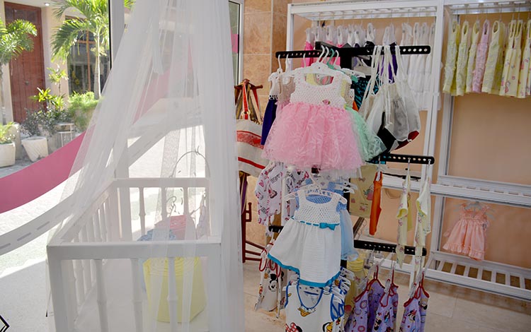 Confecciones de canastilla producidas en la mypime Zocoser. Confecciones de canastilla producidas en la mypime Zocoser.