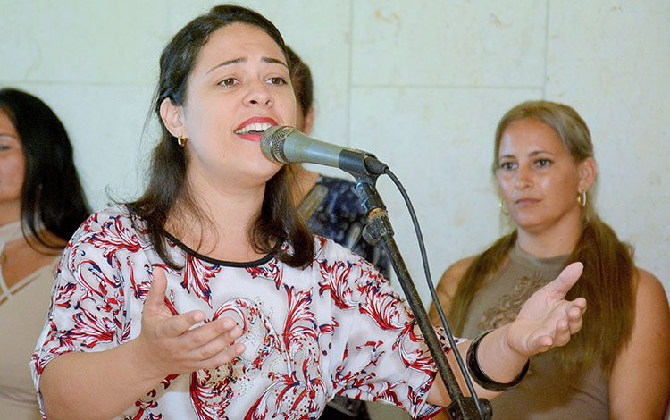 Anaili Pérez, cantante. Anaili Pérez, cantante.