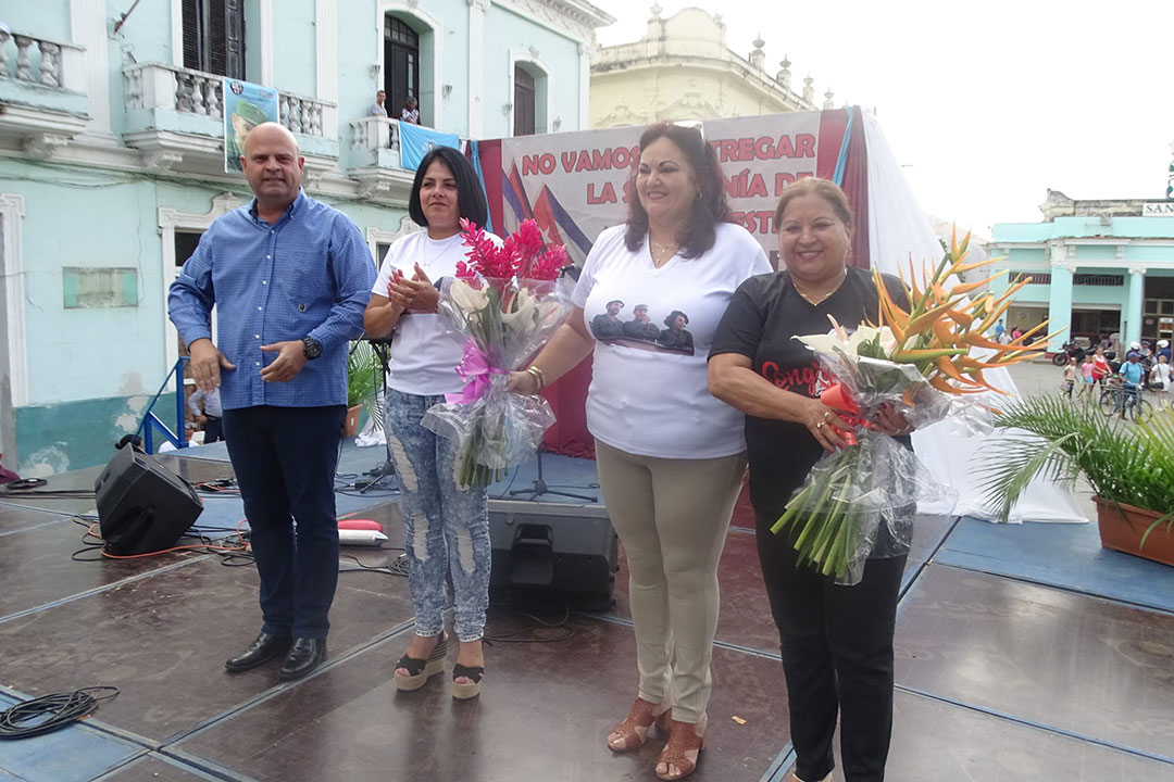 Reconocimiento a Villa Clara, Provincia Destacada, por parte de la presidencia.