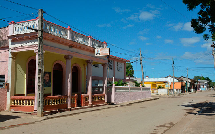 Sede del Partido Comunista de Cuba en el municipio de Quemado de Güines, en Villa Clara.