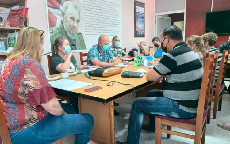 Miembros del Comité Provincial del Partido sostienen encuentro con la dirección del Grupo Empresarial de Comercio en Villa Clara. Miembros del Comité Provincial del Partido sostienen encuentro con la dirección del Grupo Empresarial de Comercio en Villa Clara.