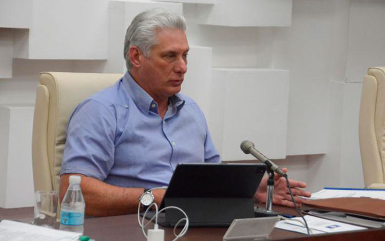 Miguel Díaz-Canel Bermúdez, primer secretario del Comité Central del Partido Comunista de Cuba. Miguel Díaz-Canel Bermúdez, primer secretario del Comité Central del Partido Comunista de Cuba.