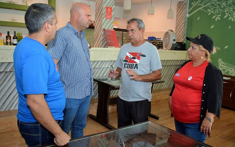 Visita al Café Parque. Visita al Café Parque.