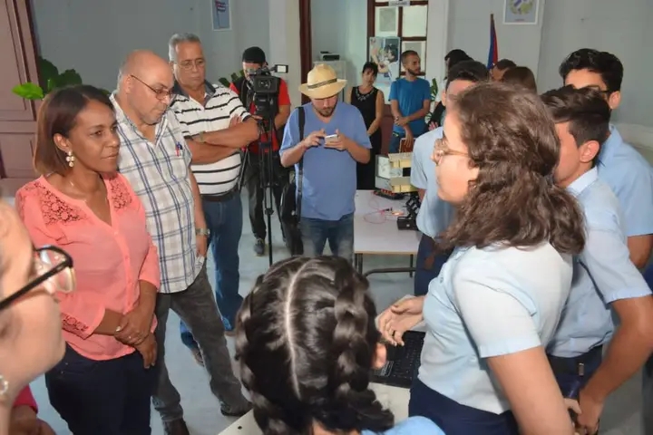 Visita al preuniversitario