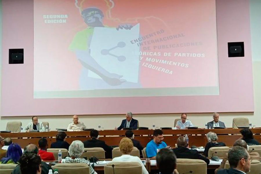 Miguel Díaz-Canel asistió a la jornada del martes del segundo Encuentro Internacional de Publicaciones Teóricas de Partidos y Movimientos de Izquierda.  
