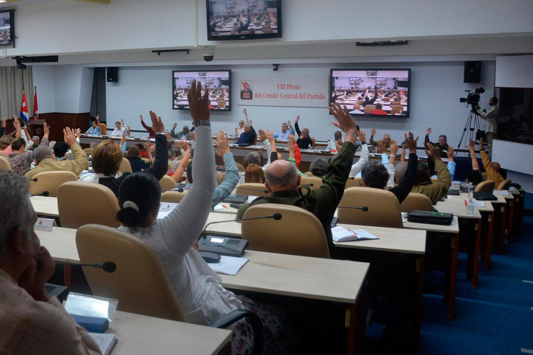 VIII Pleno del Comité Central.