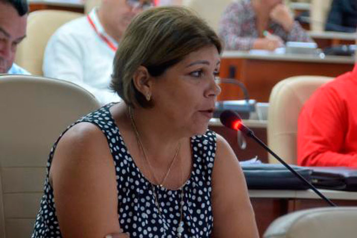 Yuniasky Crespo Baquero, primera secretaria del Comité Provincial del Partido en Mayabeque.