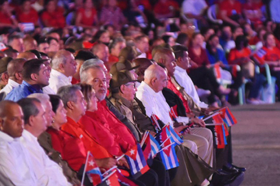 Presidencia del acto por el aniversario 71 del asalto a los cuarteles Moncada y Carlos Manuel de Céspedes.