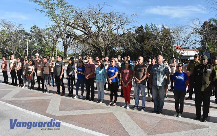 Abanderamiento de la delegación de Villa Clara al 11.o Congreso de la Unión de Jóvenes Comunistas. Abanderamiento de la delegación de Villa Clara al 11.o Congreso de la Unión de Jóvenes Comunistas.