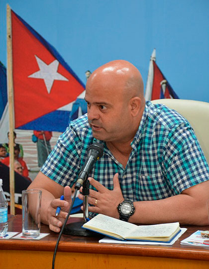 Osnay Miguel Colina, primer secretario del PCC en Villa Clara, interviene en las conclusiones de la visita del Comité Nacional de la UJC a Villa Clara. Osnay Miguel Colina, primer secretario del PCC en Villa Clara, interviene en las conclusiones de la visita del Comité Nacional de la UJC a Villa Clara.