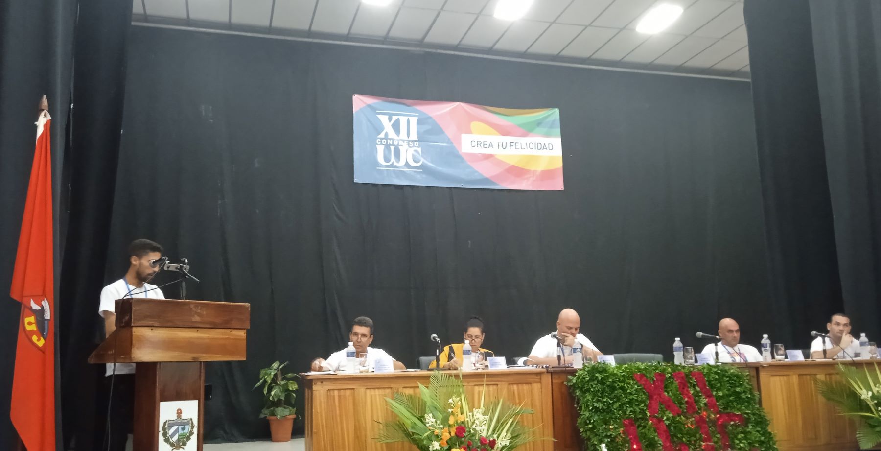 Presidencia a la Asamblea Municipal de la UJC en Santa Clara