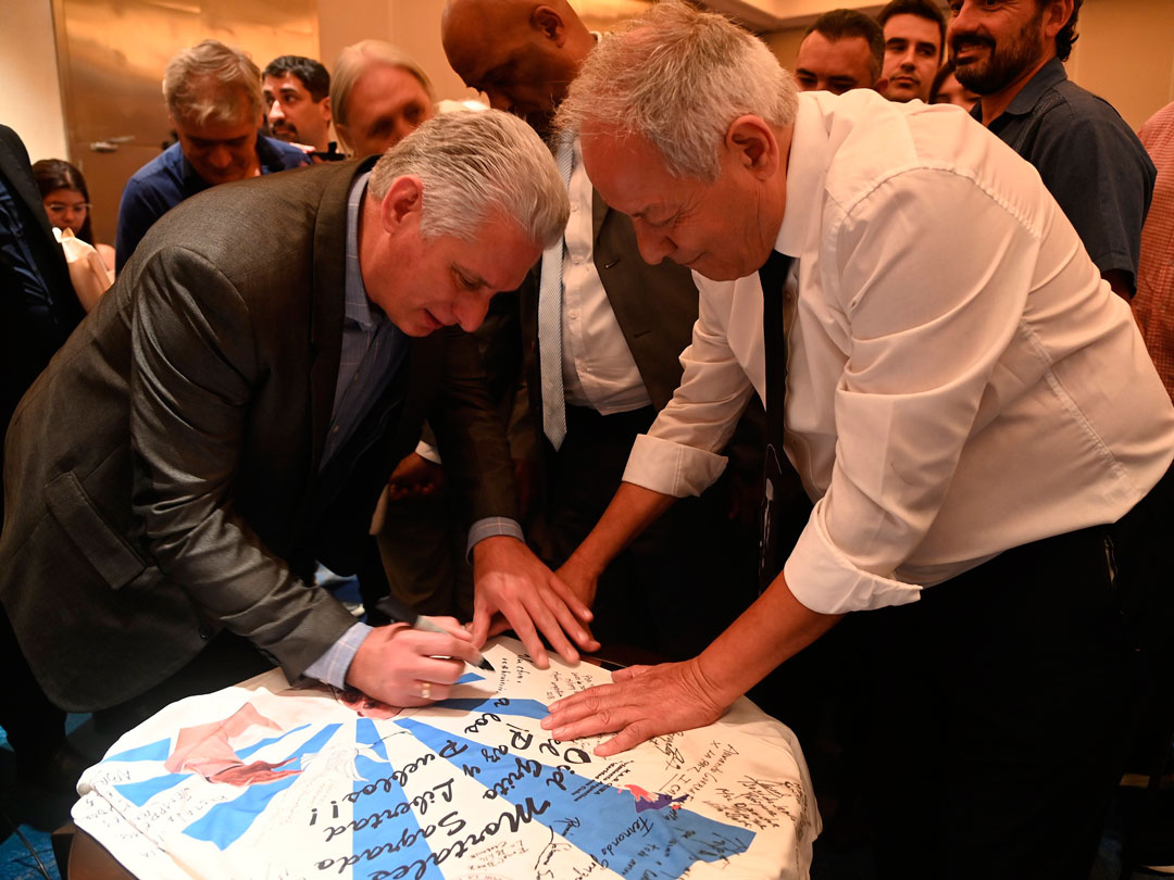 Encuentro del presidente cubano, Miguel Díaz-Canel, con grupos de solidaridad en Argentina.