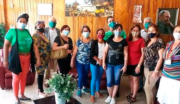 Cí­rculo de periodistas especializados en la industria del reciclaje.