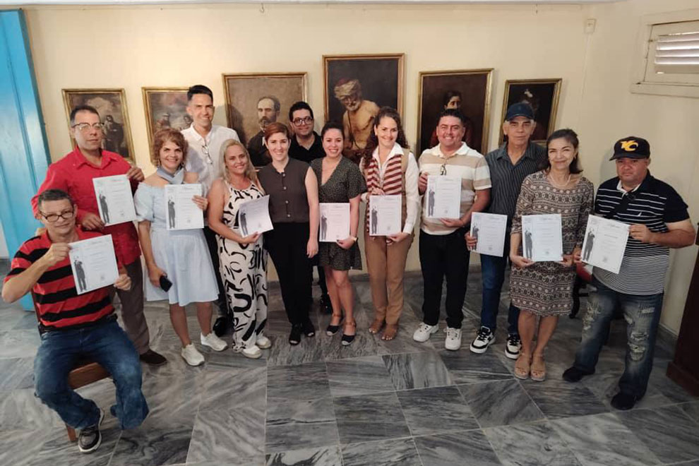 Graduados del Diplomado de Periodismo en Villa Clara.
