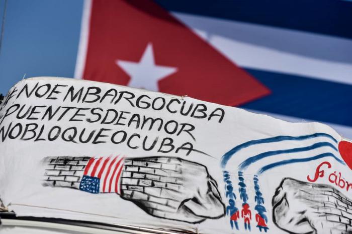  Caravana contra el bloqueo en La Habana Foto: Ariel Cecilio Lemus 