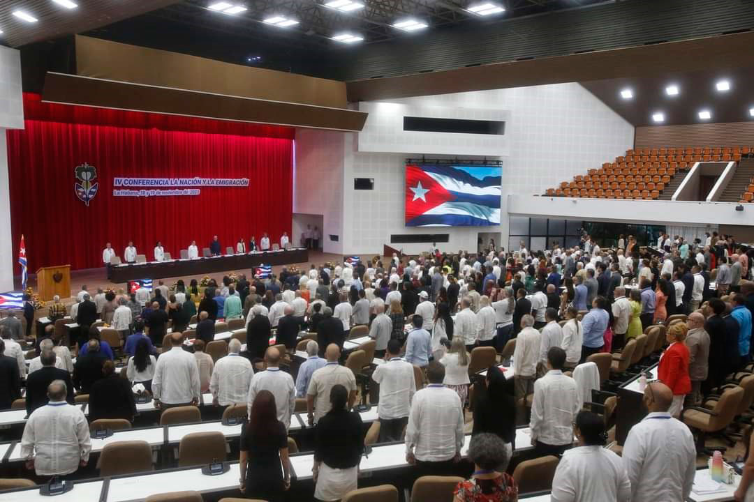 Inauguración de la IV Conferencia La Nación y la Emigración, en La Habana.