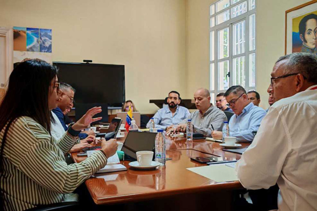 Reunión de representantes de Cuba y Venezuela