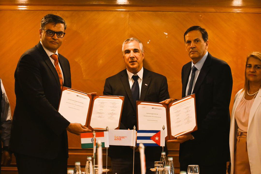 Convenios de Cuba en India