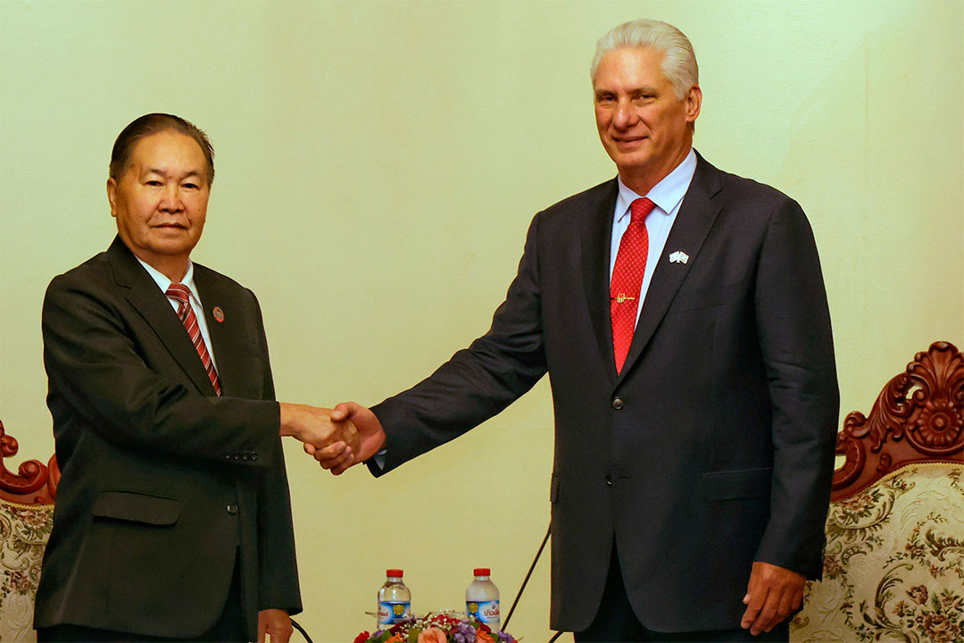 Encuentro de Díaz-Canel con Chaleun Ylapaoher, vicepresidente de la Asamblea Nacional y presidente de la Asociación de Amistad Laos-Cuba.
