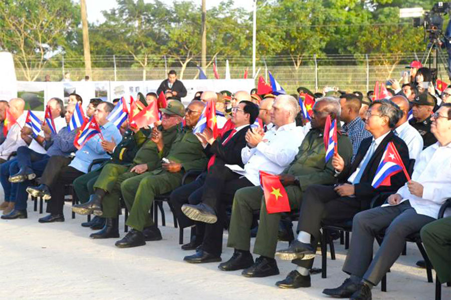 Acto por el aniversario 65 de las relaciones diplomáticas entre Cuba y Vietnam.