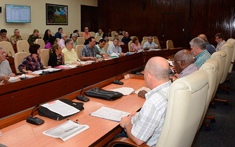 Reunión de análisis sobre el COVID-19. Reunión de análisis sobre el COVID-19.