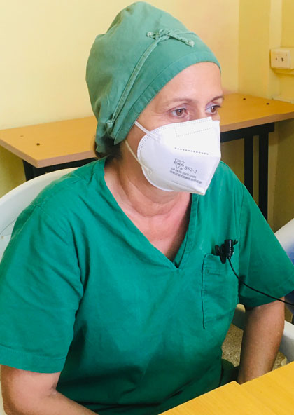 Mabel Villavicencio, jefa de enfermería de la sala de atención a ancianos enfermos de la COVID-19 en el hospital Manuel Piti Fajardo, de Santa Clara. Mabel Villavicencio, jefa de enfermería de la sala de atención a ancianos enfermos de la COVID-19 en el hospital Manuel Piti Fajardo, de Santa Clara.