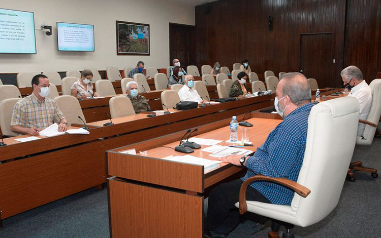 Reunión de análisis de la COVID-19 en Cuba, encabezada por el presidente, Miguel Díaz-Canel.