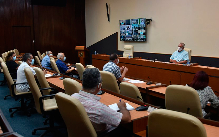 Reunión de análisis de la COVID-19 en Cuba, encabezada por el presidente, Miguel Díaz-Canel, el 20 de agosto de 2020.