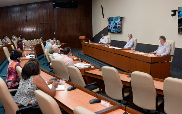 Reunión de análisis de la COVID-19 en Cuba, encabezada por el presidente, Miguel Díaz-Canel, el 8 de septiembre de 2020.