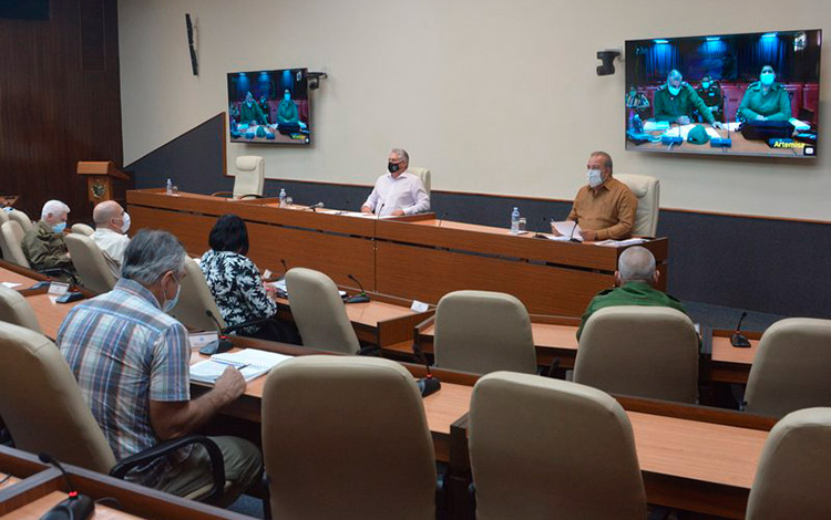 Reunión de análisis de la COVID-19 en Cuba, encabezada por el presidente, Miguel Díaz-Canel, el 22 de septiembre de 2020.