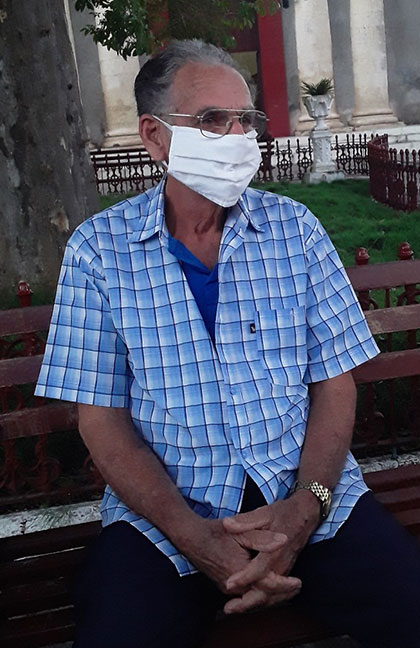 Anciano residente en el municipio de Santo Domingo.