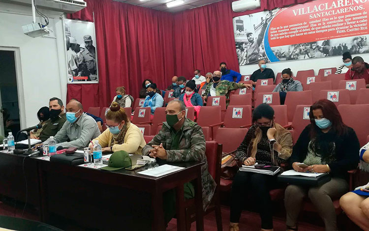 Reunión del grupo de trabajo para el control de la COVID-19 en Villa Clara, el 28 de diciembre de 2020.