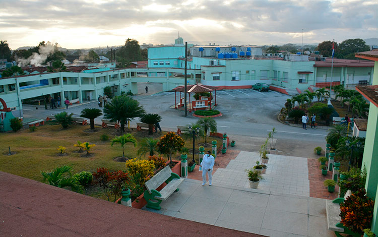 Hospital Comandante Manuel (Piti) Fajardo, de Santa Clara.